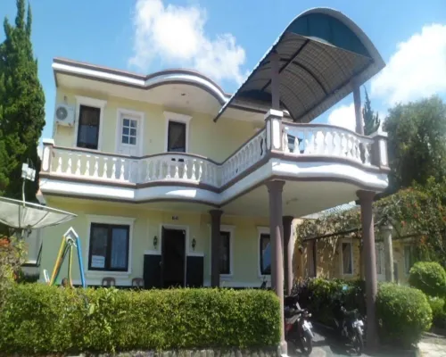 Villa Kota Bunga Protea Hotel a Pacet