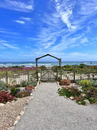 Baywatch Paternoster - the Cottage