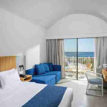 Mare Blue Hotel Rooms