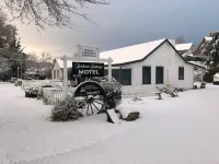 Settlers Cottage Motel Hotels near Arrowtown