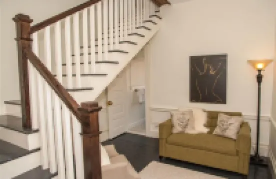 Dinsmore Boutique Inn