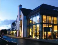 Raheen Woods Hotel Hotel a 