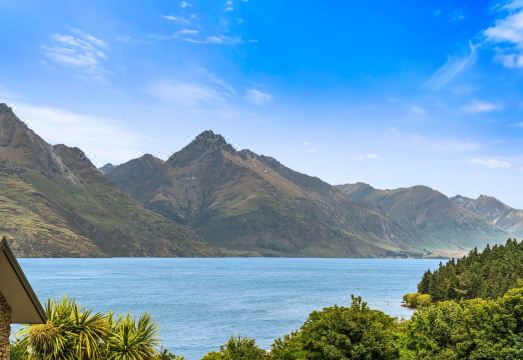 4. 퀸스타운 모텔 ..