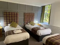 Royal Dunkeld Hotel فنادق في Meikleour