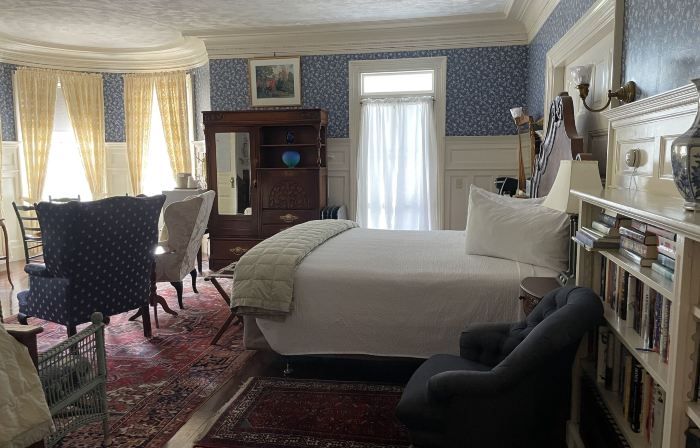 Moseley Cottage Inn and the Town Motel