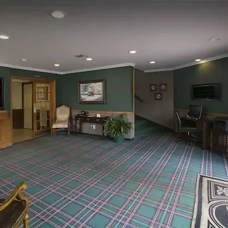 Whitman Motor Lodge