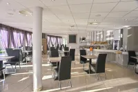 Hôtel le Pavillon de Saint-Lô - Anciennement Lunotel Hotels in Saint-Lo