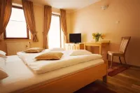 Hotel Karpatsky Dvor Lozorno Hôtels à : Malacky