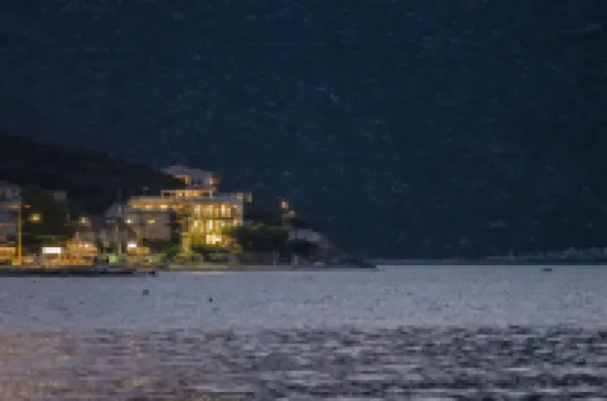 パラスケバス ビーチ ホテル