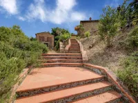 Varna Charm Tuscan Getaway - Wifi