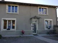 Gîte du Capitaine Hotels in Bar-sur-Aube