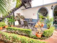 Hotel Santo Tomas / Historical Property