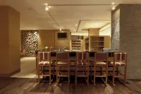 Hyatt Place Hampi - bar