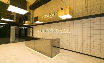 Mega Style Apartments the International