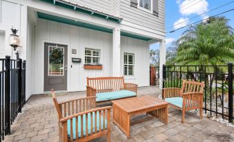 Magnolia Ave Downtown By Beach Kids Playset