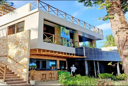 Vila de Taipa Exclusive Hotel Отели в г. Жапаратинга