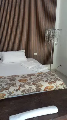 Palazzo Novecento Centro Storico Hoteles cerca de Planetario Citta di Lecco