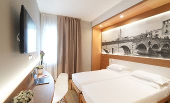 Cavallo Hotel Verona Est