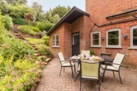 Host & Stay - Clearmount Cottage - balcony