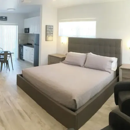 Elizabeth House Inn