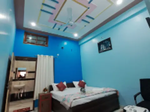 Hare Rama Palace Hotels in Ayodhya