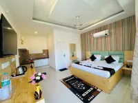 Staycation by Him Holiday Ventures Hotel in zona Kangra Airport