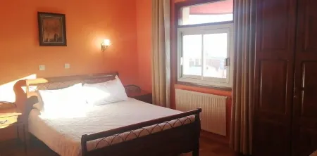 Dar Tlidjene Отели рядом с достопримечательностью «Bordj Tamentfoust»