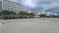 Tirent Apartment - Cozy Bedrooms Stay by Golem Beach.