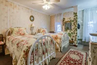 The Lillagaard B&B Hotels in Neptune Township