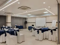Iris Park Hotel Hotels near Chanakyapuri