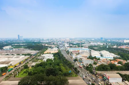 Elegant Studio Apartment at Springwood Residence Отели в г. Pinang