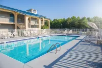 Grand Vista Hotel Hotels in Oneida