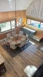 Fantastic three level home central to Stevens and downtown Leavenworth! HOT TUB*