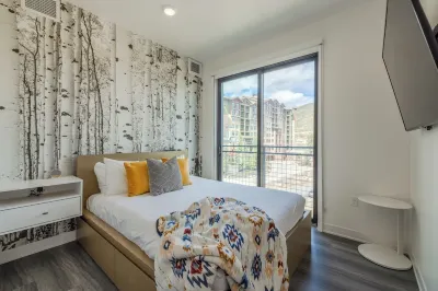 Ski-in/Ski-Out, Pet Friendly at Canyons Resort + Pool, Gym, and Game Room Hotels near Canyons Village at Park City