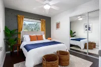 Near UF - Cozy Stay - Kitchen - Washer/Dryer - Butik