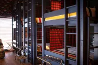 Luxury Lakeside Penthouse Lodge with Boatslip and Bunk Room!