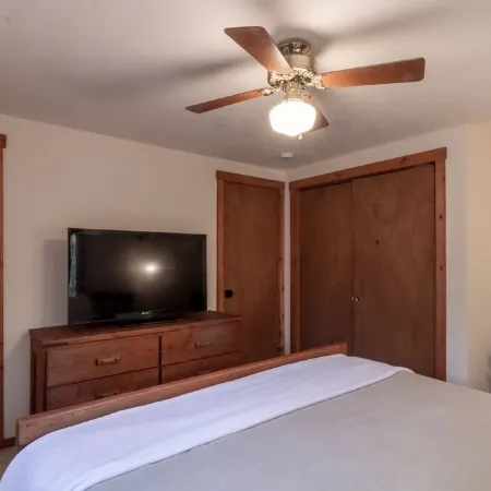 Pet Friendly, Hot Tub, Grill, Fire Pit, Bryce Resort, Golfing, Hiking