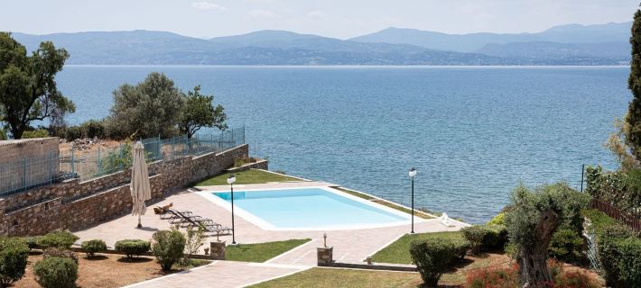 Eretria Luxurious Seafront Villa Hotels in Euboea