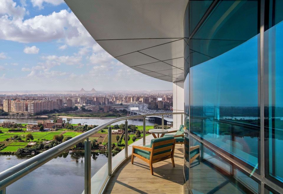 힐튼 카이로 나일 마디