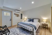 Cozy Modern A-Frame with Hot tub, Fireplace, soak tub & Games