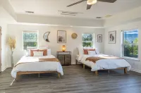 Cheerful Home with Spa near Yosemite & Bass Lake - piscina