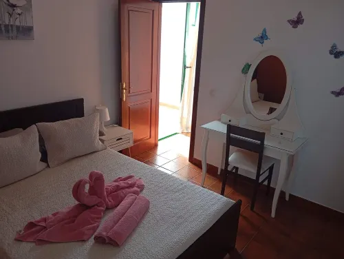 Summer House w/BBQ/Heated Pool/Pool Table/Private Parking/Bed Linen/High Chair