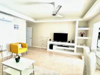 Juba Sound Retreat Apt#2Peaceful beautiful 2-bedroom apartment in TCI & Pool.