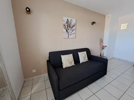 Appartement vue mer Avec Piscine Tartane