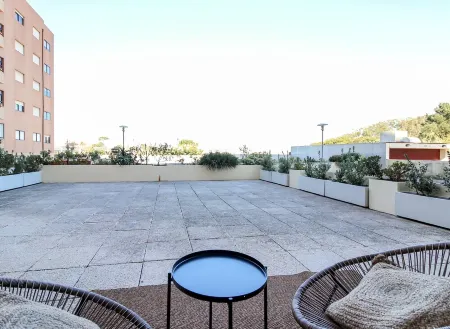 Atelier 321 |Beach |River |Terrace |OPorto |Gaia Отели в г. Каниделу