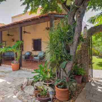 Casa Sur, Hacienda Living in Merida Centro Hotel Exterior