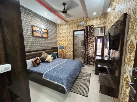 Entire 3bhk in Zirakpur-Panchkula-Chandigarh-Mohali Отели в г. Мохали