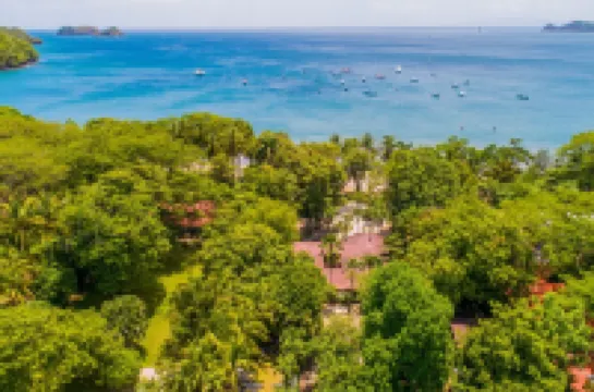 La Casita Private garden view beachfront