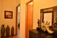 1BR Apartment close to beach Super Location