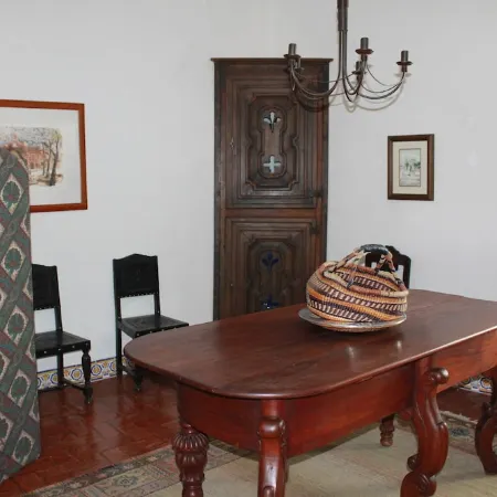 Integrated apartment numa casa do séc. XVI no Historic center of Estremoz.